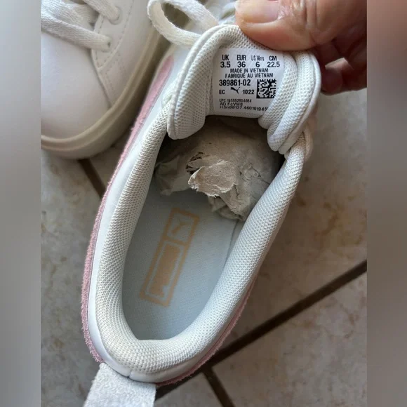 Puma Mayze Platfrom Sneakers. NEW! Size 6 - Picture 5 of 7